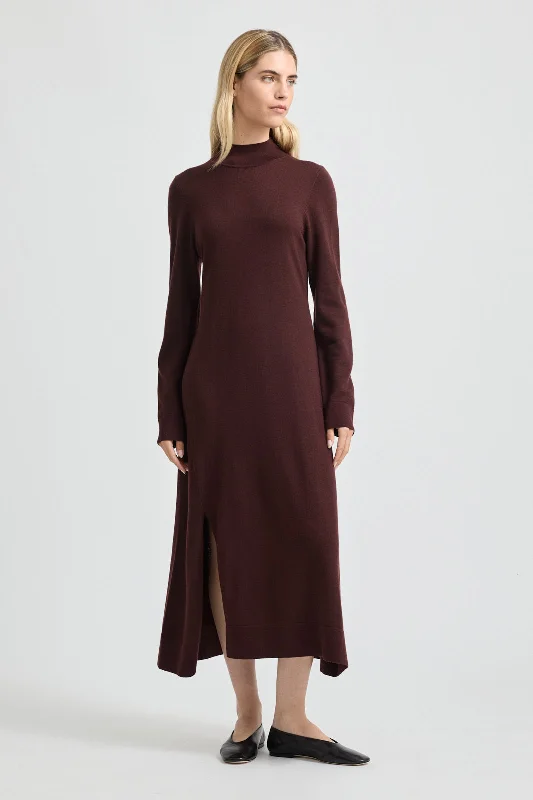 FINE FUNNEL NECK DRESS